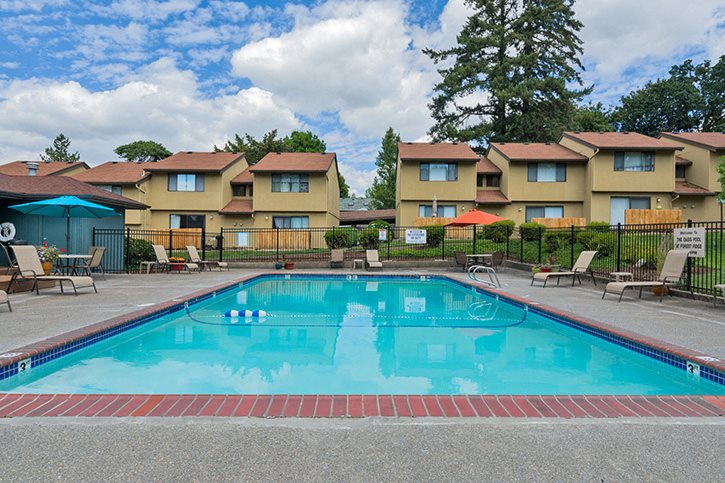 Forest Ridge Apartments Seasonal Pool